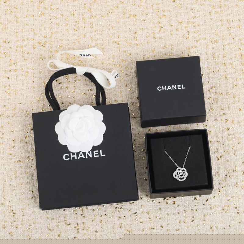 Ch*el brooches
